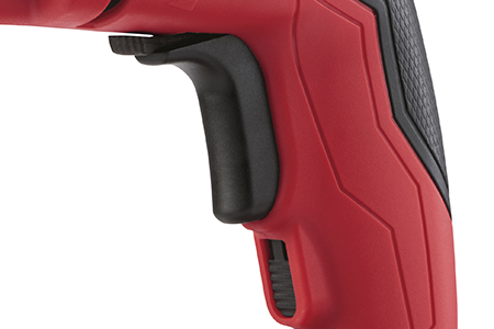 Milwaukee M18 FSG sáfrokarton vypínač